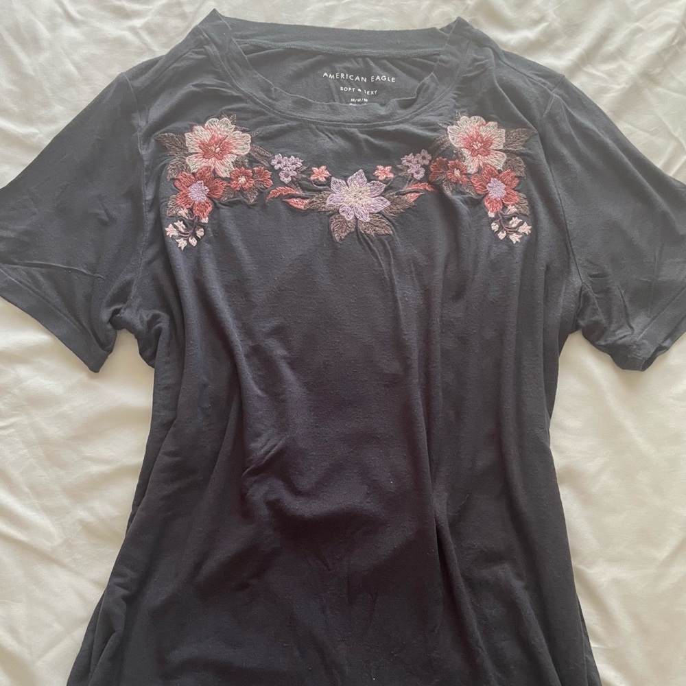 American Eagle Outfitters Black Floral Embroidered Tee